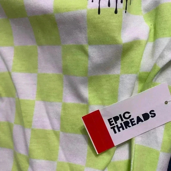 Big Boys Bundle - Marvel Long Sleeve Tee, Ideology and Unvibe Short Sleeve Tees. - Picture 8 of 9